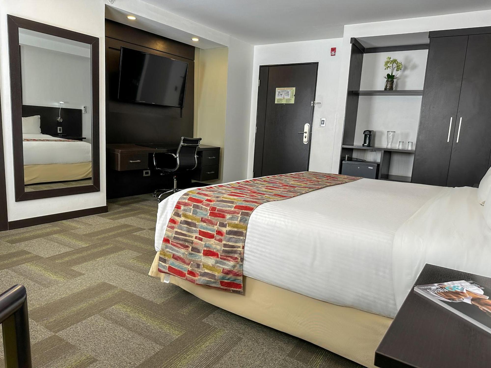 Wyndham Quito Airport Hotel Puembo