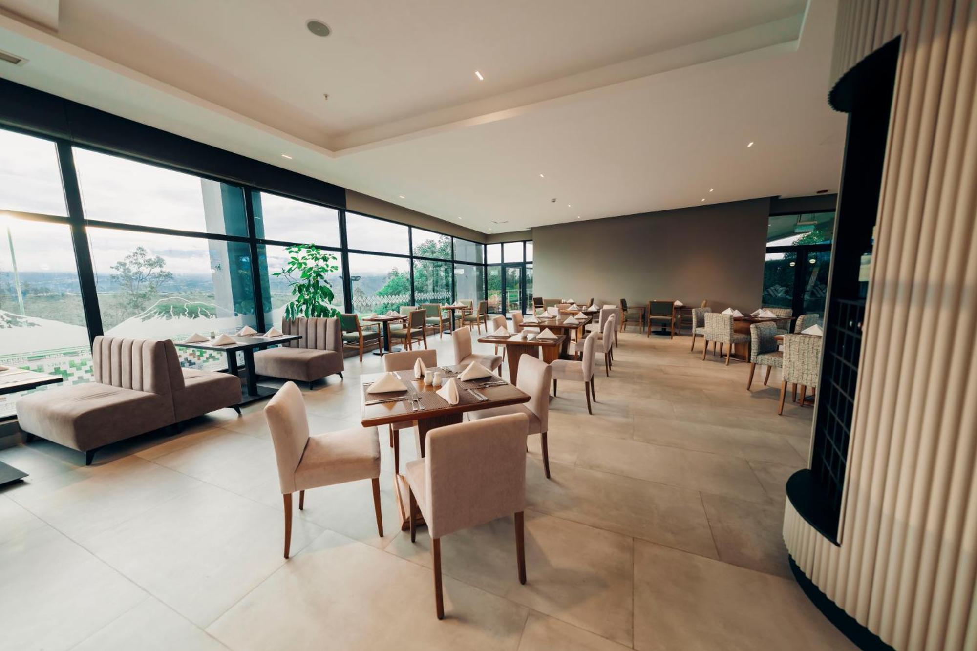 Wyndham Quito Airport Puembo