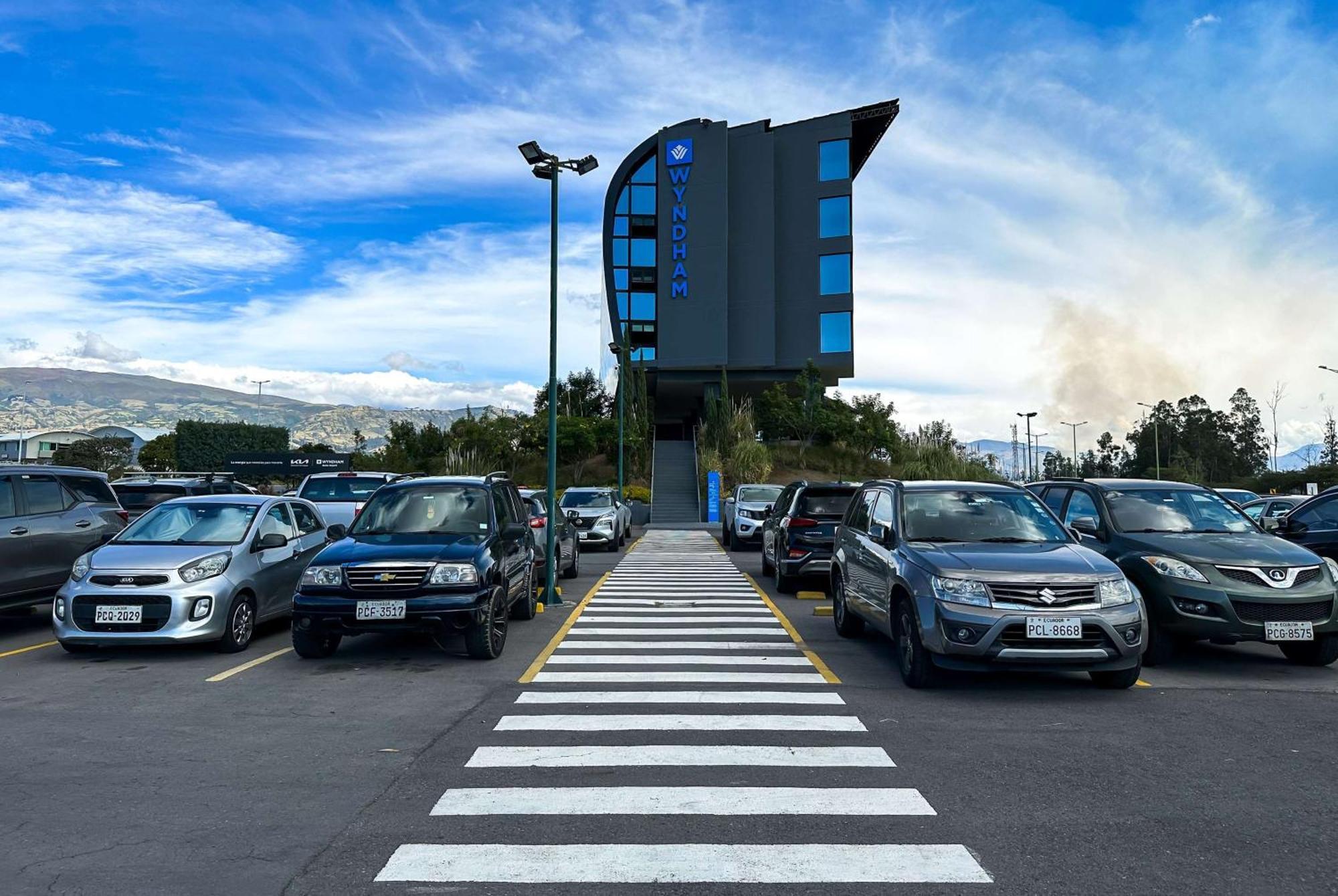 Wyndham Quito Airport Hotel Puembo
